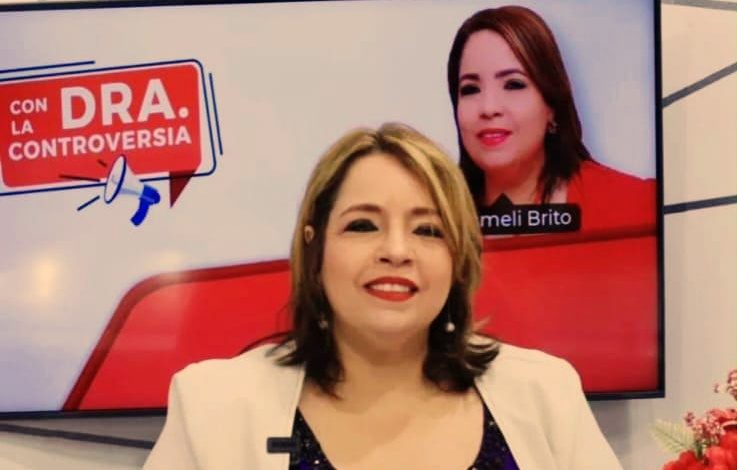 Dra Controversia nominada en Premio de Periodismo Digital