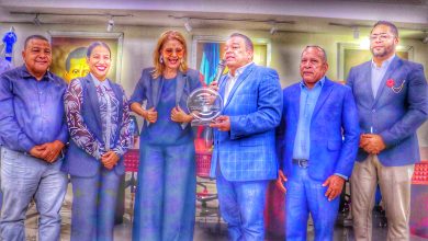 Photo of ONDA reconoce a los artistas Luis Miguel del Amargue y Olga Lara