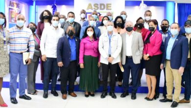 Photo of MANUEL JIMÉNEZ, ANTONIO TAVERAS GUZMAN JUNTO A DIPUTADOS SANTO DOMINGO ESTE UNIFICAN ESFUERZOS PARA DESARROLLAR PROYECTOS