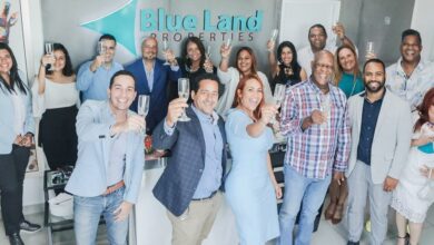 Photo of PROYECTO INMOBILIARIO TURÍSTICO BLUE LAND UNIVERSE RINDE HOMENAJE A JHONNY VENTURA EN EVENTO «BLUE LAND WEEKEND 2021 «