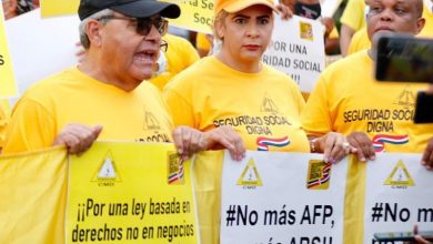 Photo of Medicos reclaman eliminar de AFP y ARS en la República Dominicana.