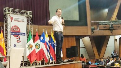 Photo of «Políticos y candidatos, no escuchan y están de espaldas a la sociedad. Favor reflexionar » Yago De Marta .