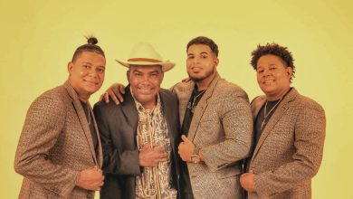 Orquesta Mora y su merengue Llegó La Navidad